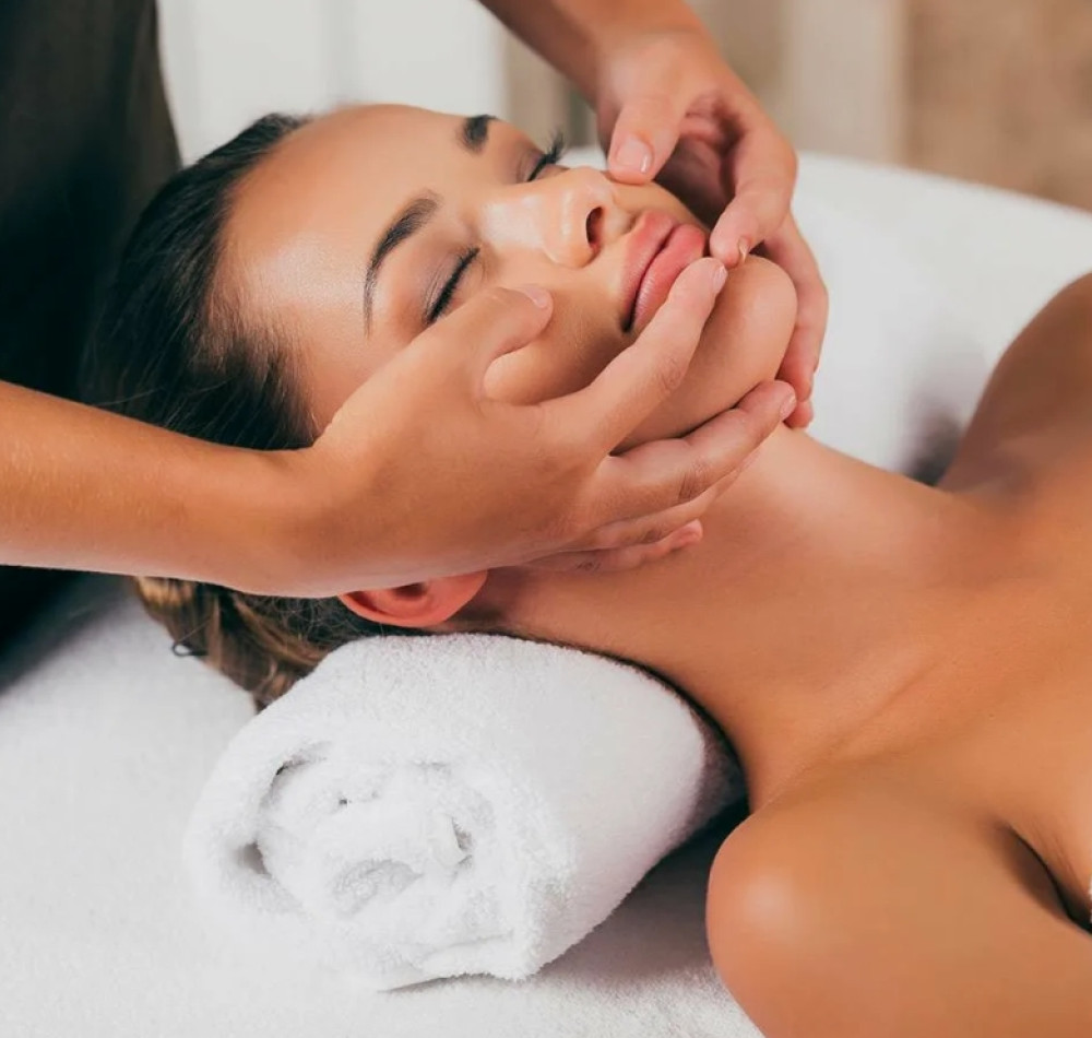 Подарочный сертификат Комплекс УХОД ЗА КОРОЛЕВОЙ (60мин) - фото1